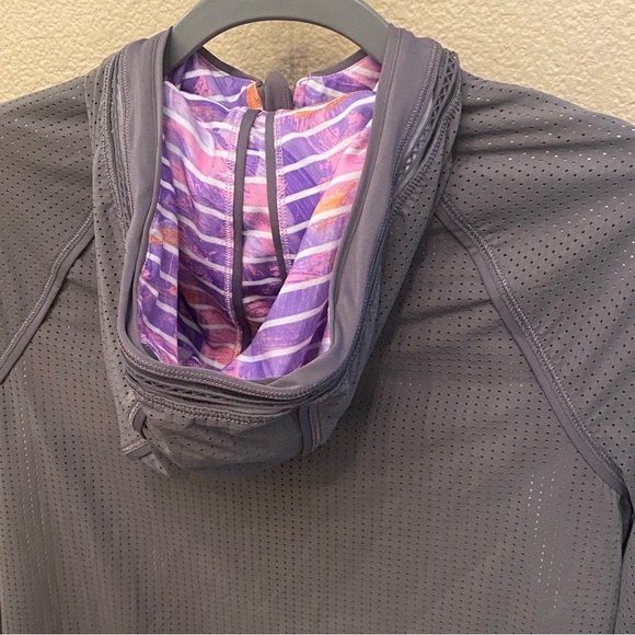 IVIVVA by Lululemon Girls Twice the Fun Reversible Hooded Zip Jacket Size 14 - Picture 7 of 10